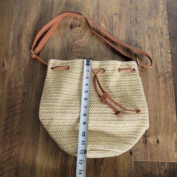 Montce Tan Beige Brown Bucket Bag Adjustable Leather Strap Purse - Picture 4 of 16